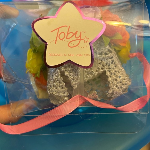 Toby Crown for Newborn 1st Birthday Photoshoot - Picture 4 of 7